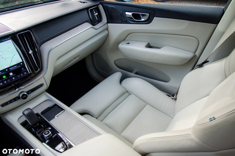 Volvo XC 60 - 21