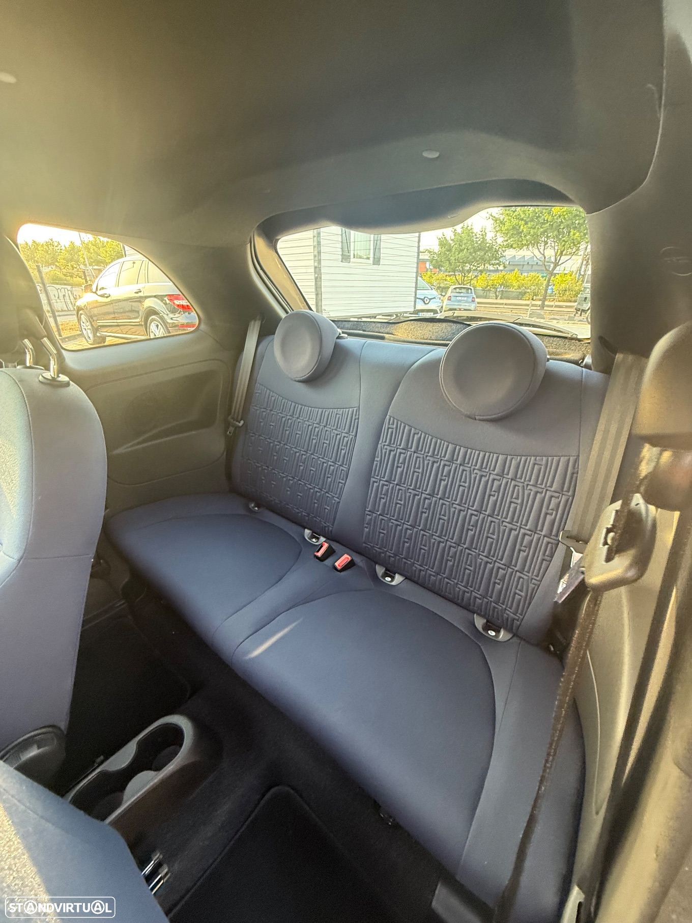 Fiat 500 1.0 Hybrid Lounge - 22