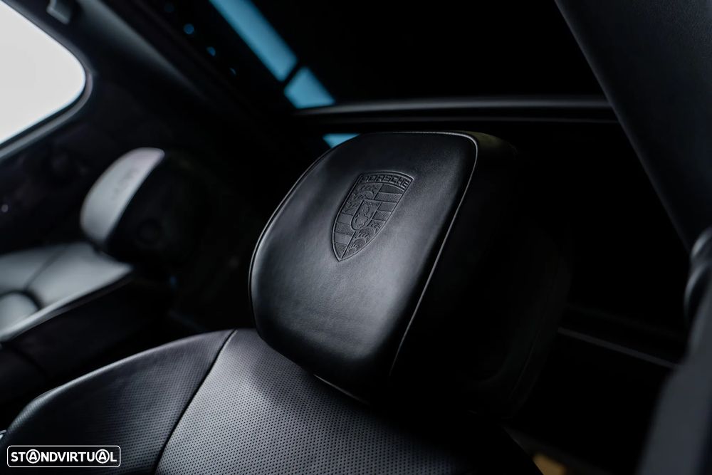 Porsche Cayenne - 33