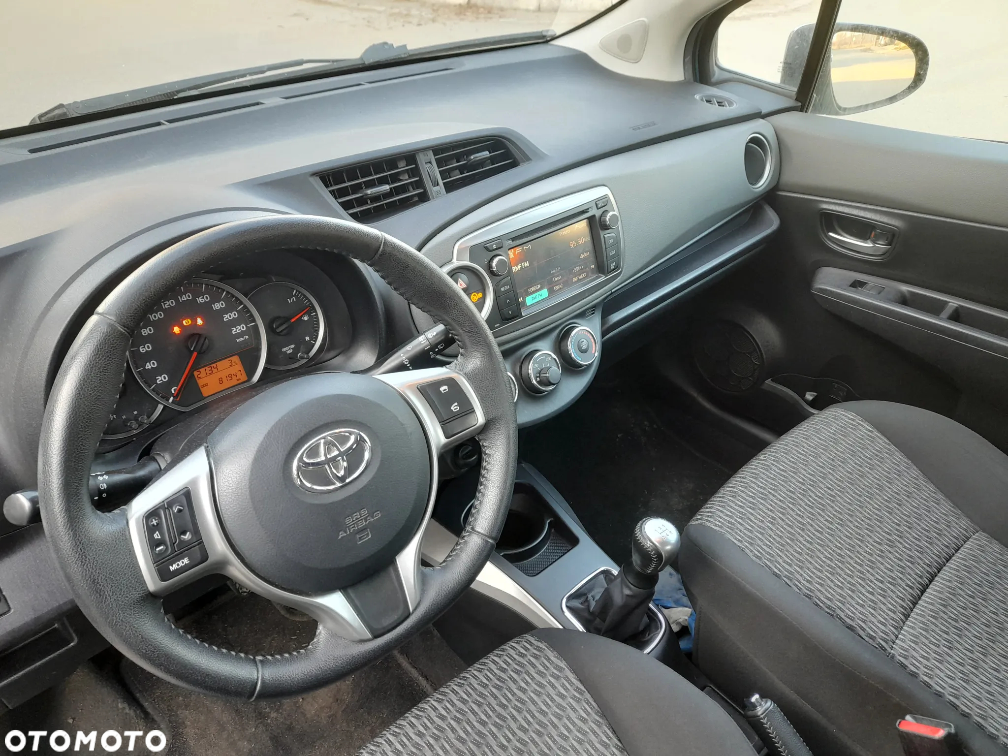 Toyota Yaris - 13