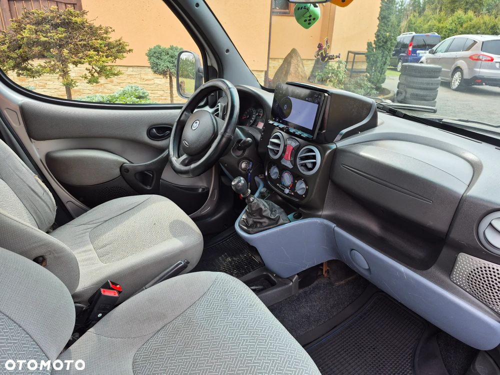 Fiat Doblo 1.6 16v Malibu - 11