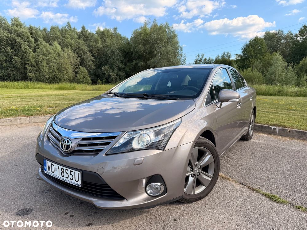Toyota Avensis 2.0 Premium MS - 1