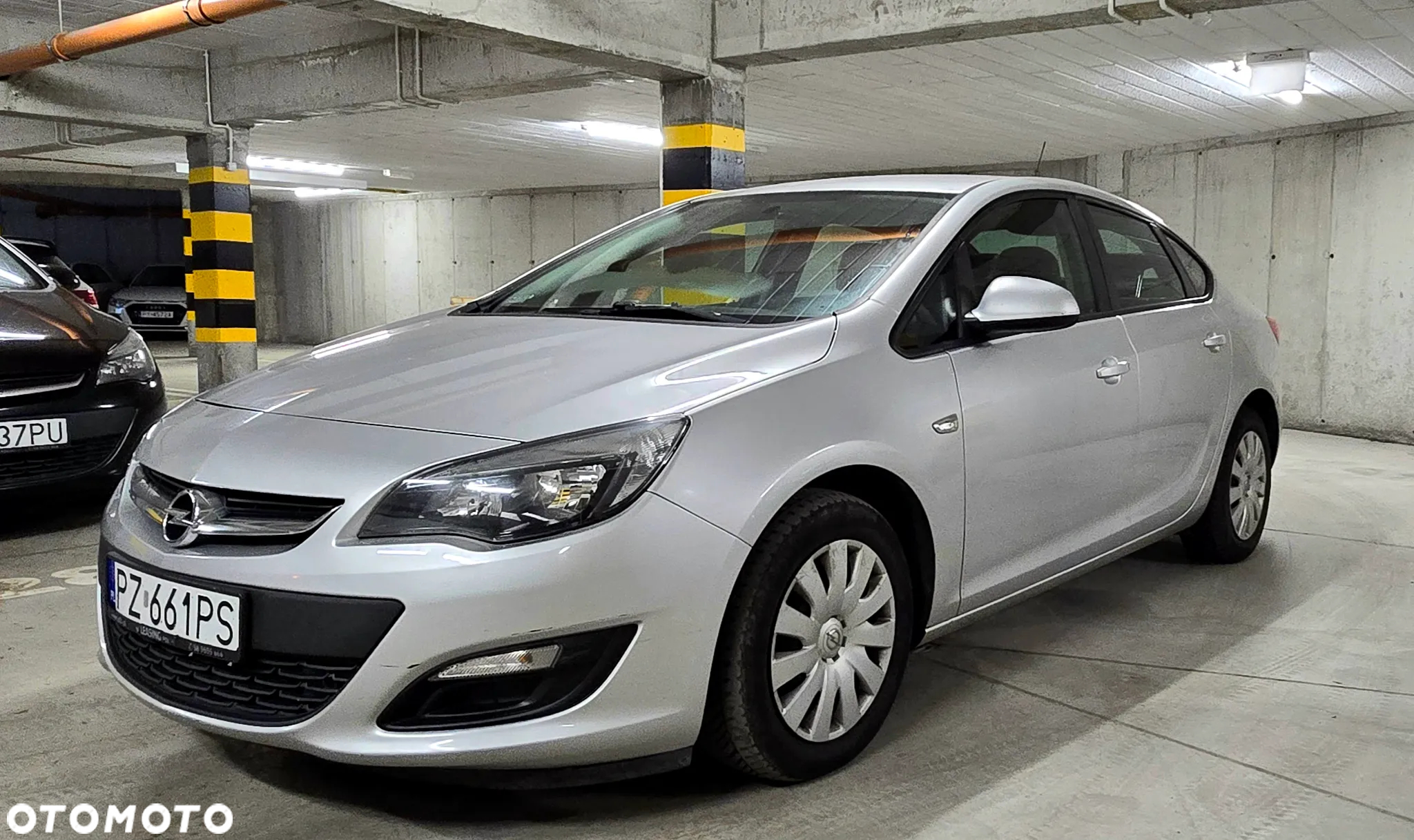 Opel Astra IV 1.4 T Active - 2