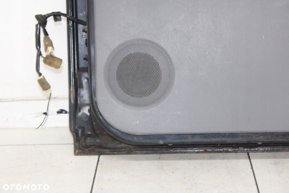 DRZWI PRAWE TYLNE PRAWY TYŁ FORD RANGER II 2006R- 16W - KOD LAKIERU - 5