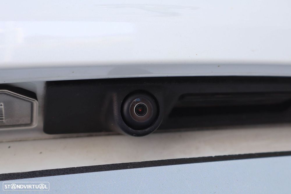 Tesla Model Y Long Range Tração Integral - 36