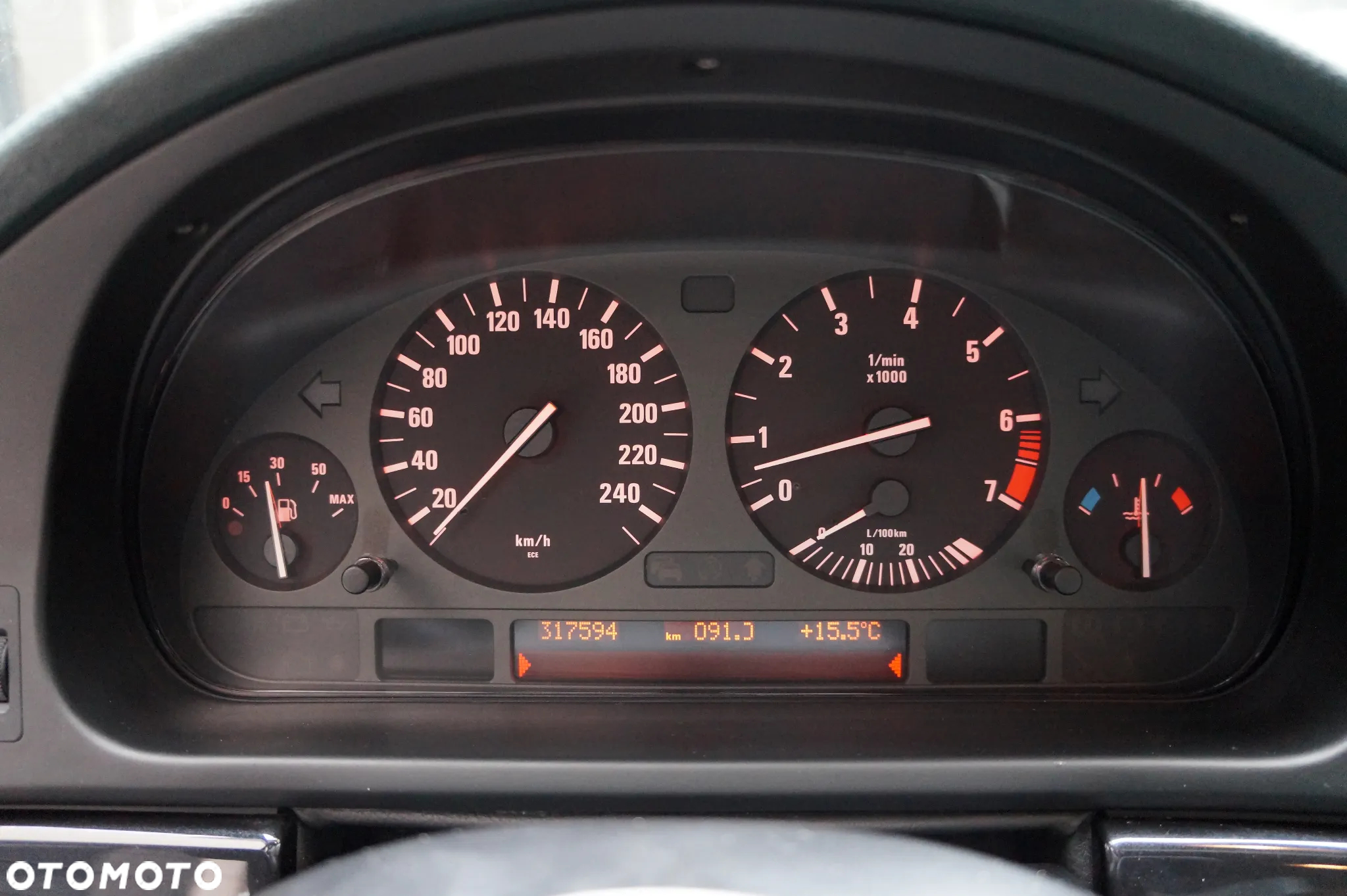 BMW Seria 5 525i Touring - 17