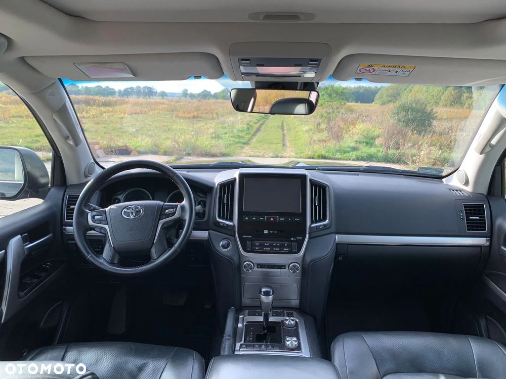 Toyota Land Cruiser LC 4.6 Limited 7os - 13