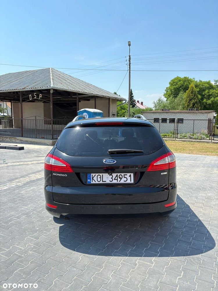 Ford Mondeo 2.0 TDCi Ambiente - 12
