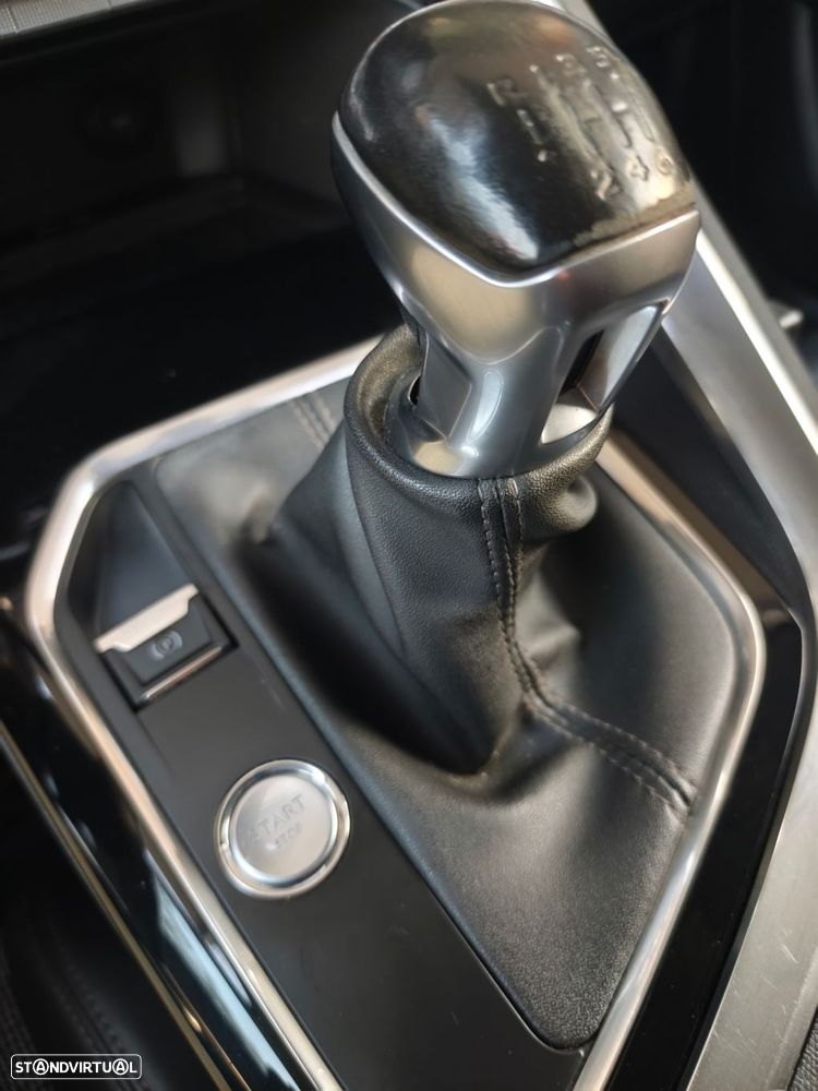 Peugeot 3008 1.6 BlueHDi Allure - 17