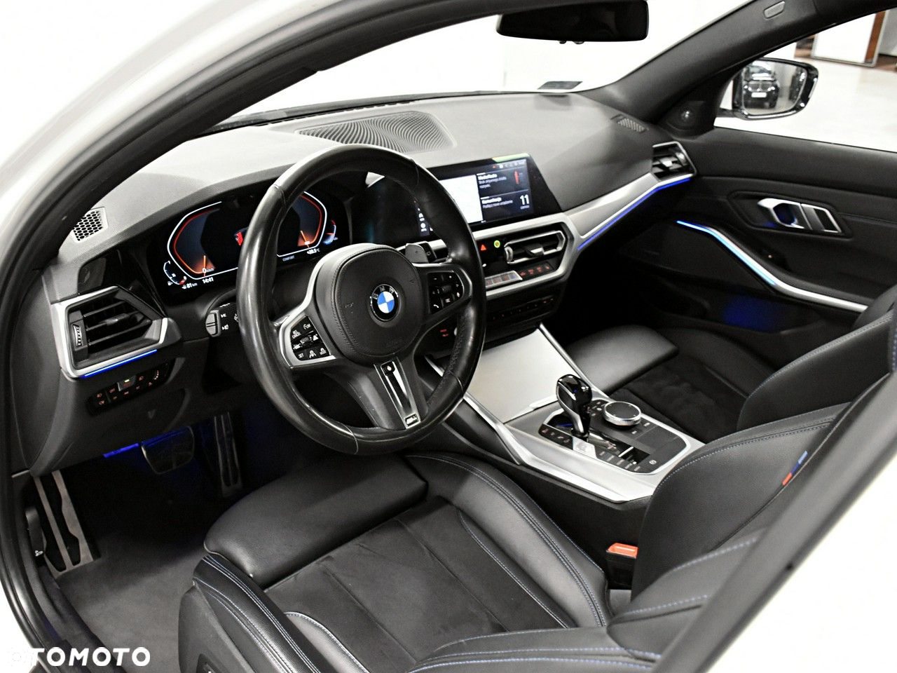 BMW Seria 3 330i M Sport sport - 9