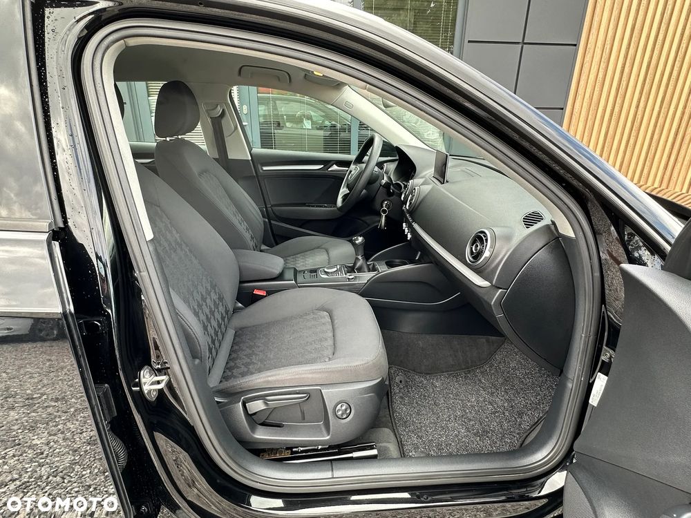 Audi A3 Sportback 1.6 TDI - 31