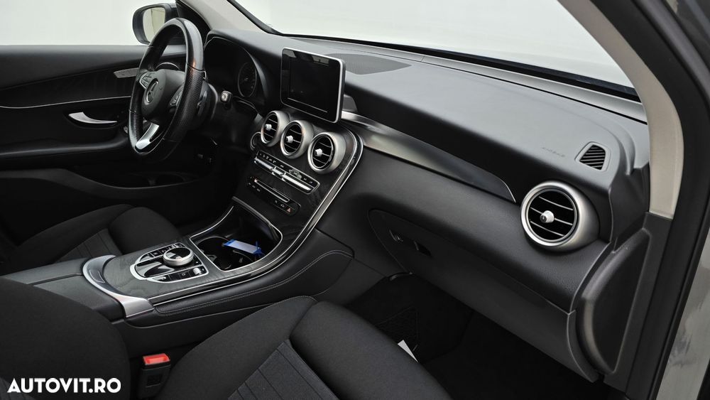Mercedes-Benz GLC 250 d 4MATIC - 20