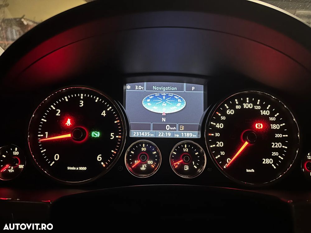 Volkswagen Touareg ver-3-0-v6-tdi-aut- - 6