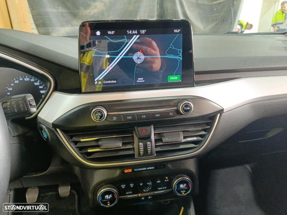 Ford Focus SW 1.5 TDCi EcoBlue Business - 8