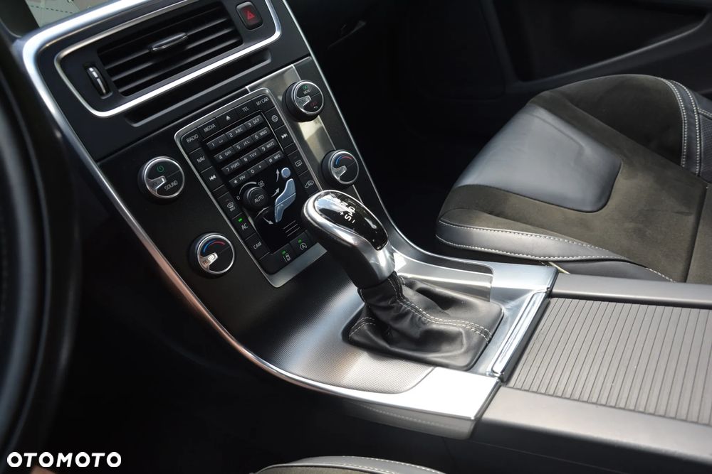 Volvo S60 - 34