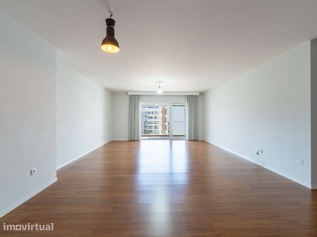Apartamento T3 para arrendamento sem móveis na Parede - Grande imagem: 3/26