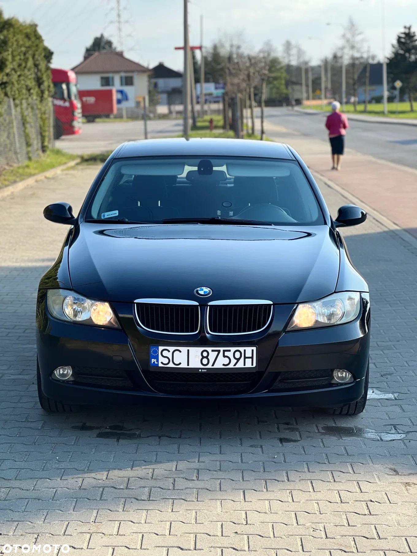BMW Seria 3 318i - 1