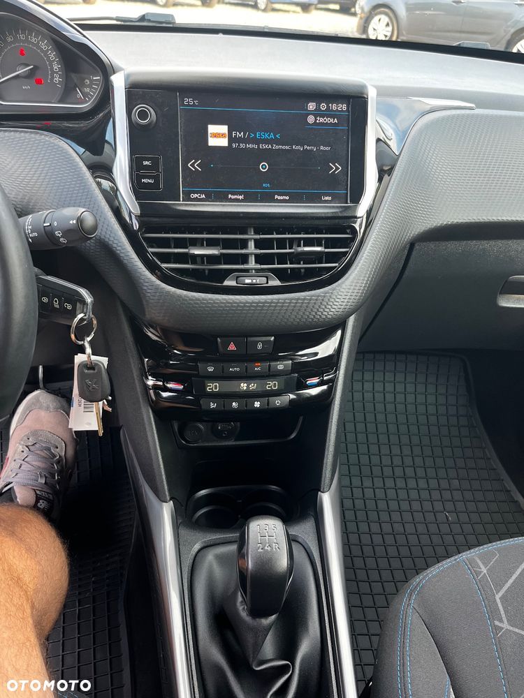 Peugeot 2008 PureTech 82 Allure - 11