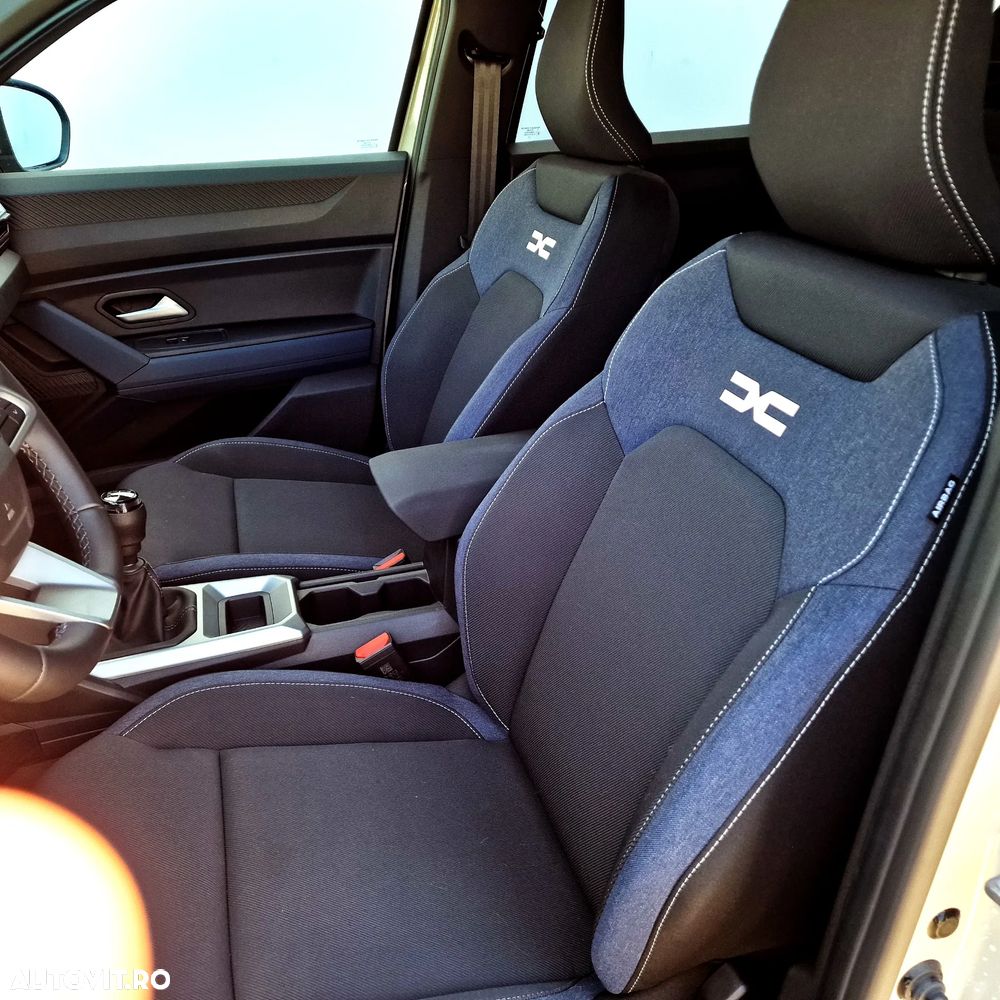 Dacia Duster TCe 130 4X2 MHEV Journey - 11