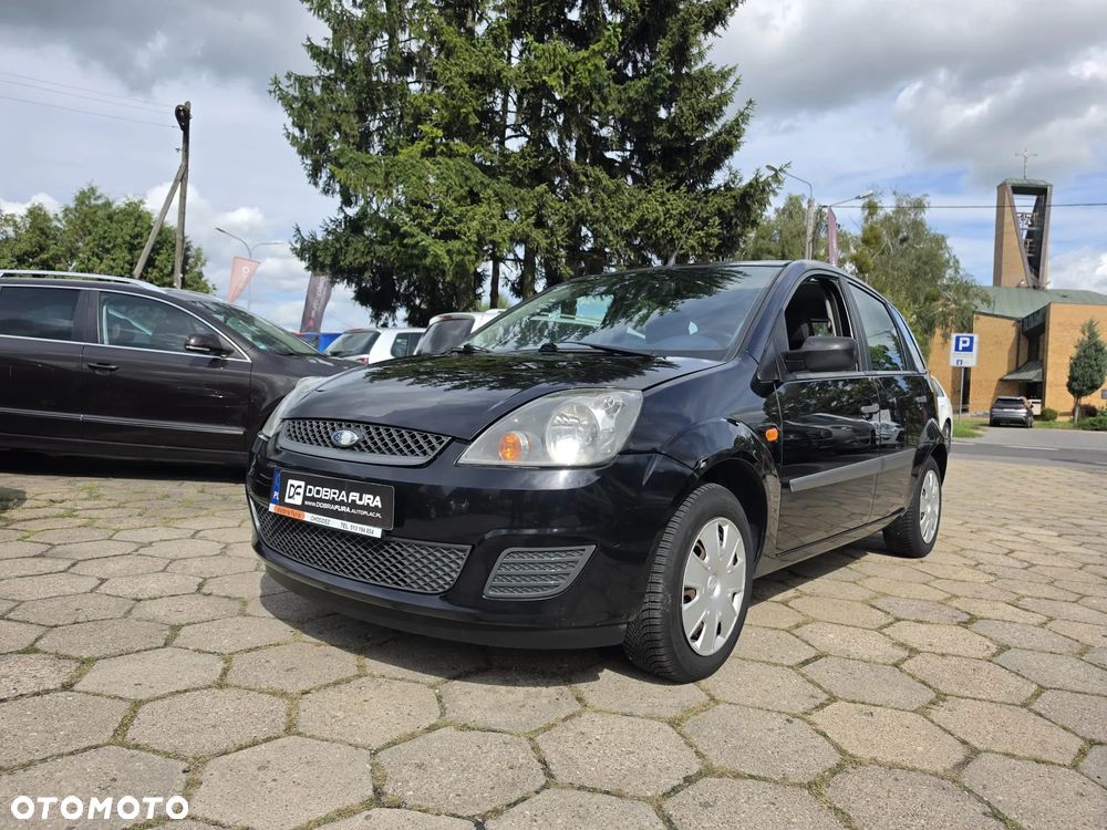 Ford Fiesta 1.4 Ghia - 25