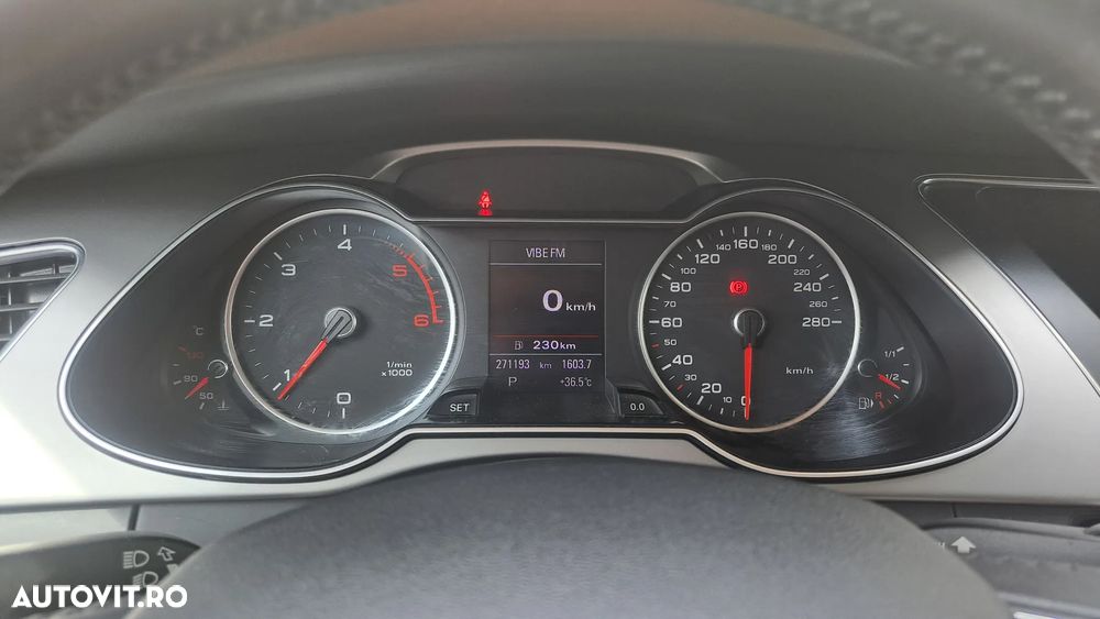 Audi A4 Avant 2.0 TDI DPF quattro S tronic Attraction - 25