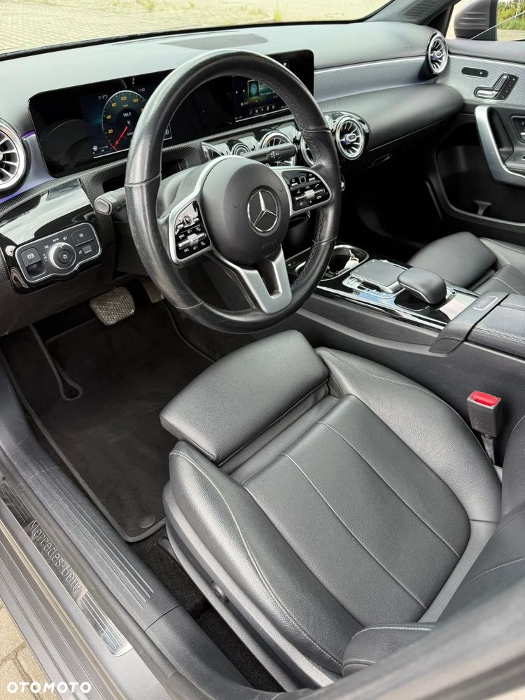 Mercedes-Benz Klasa A 220 4Matic 7G-DCT - 18
