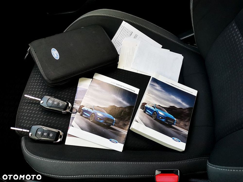 Ford Focus - 8