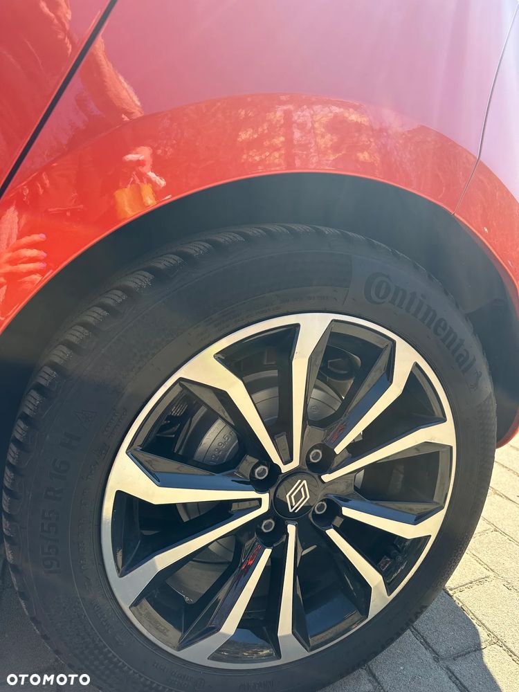 Renault Clio 1.6 E-TECH Techno - 30