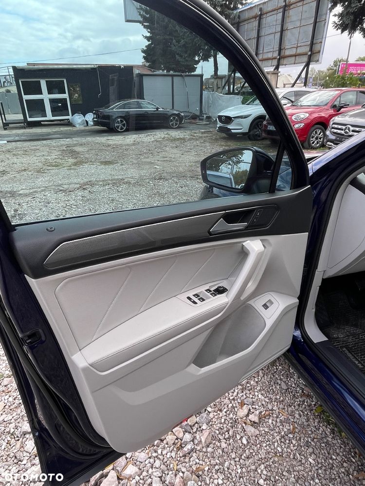 Volkswagen Tiguan - 9