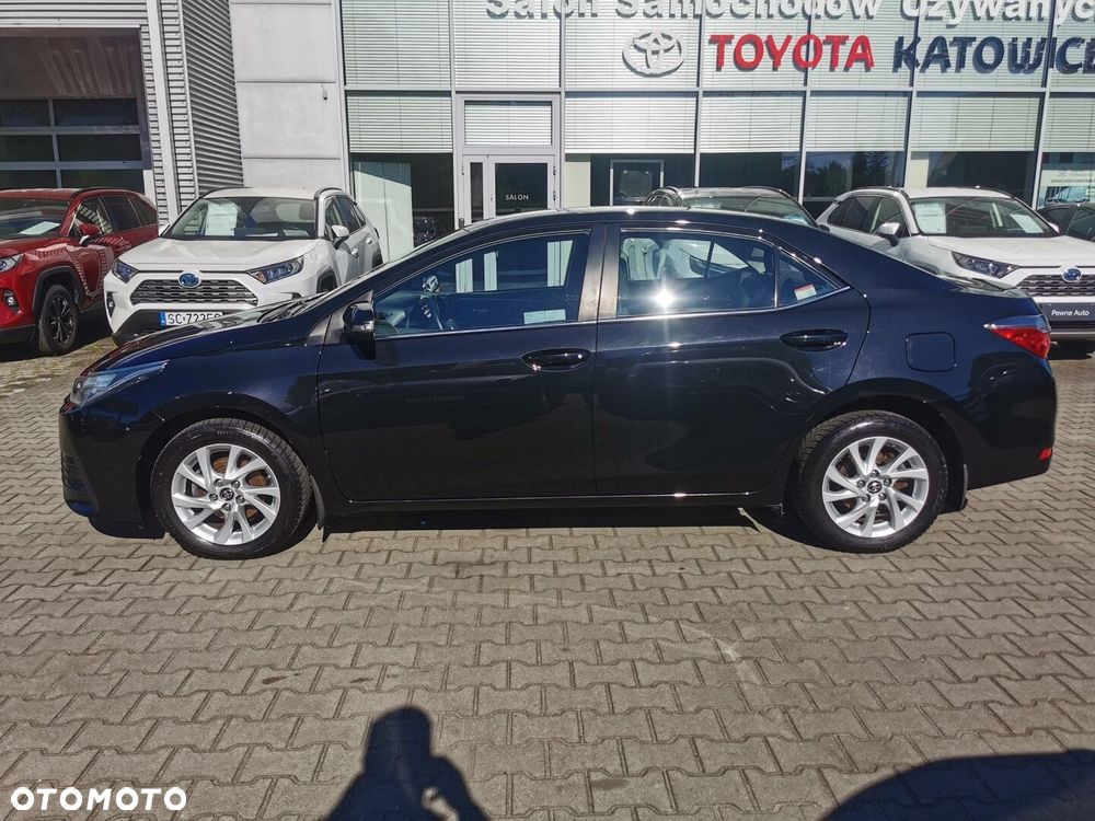 Toyota Corolla - 2
