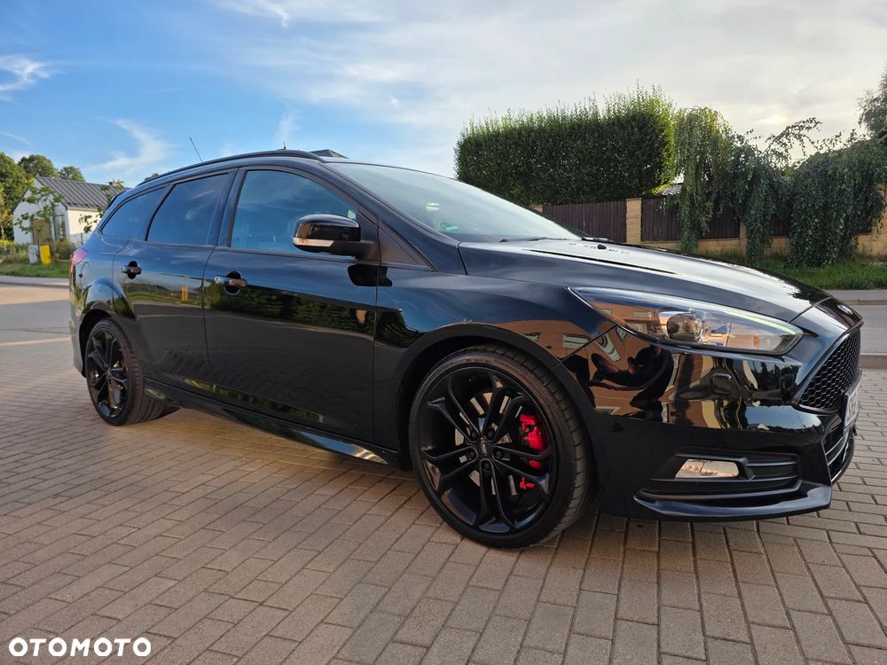 Ford Focus 2.0 TDCi ST mit Leder-Sport-Paket - 9