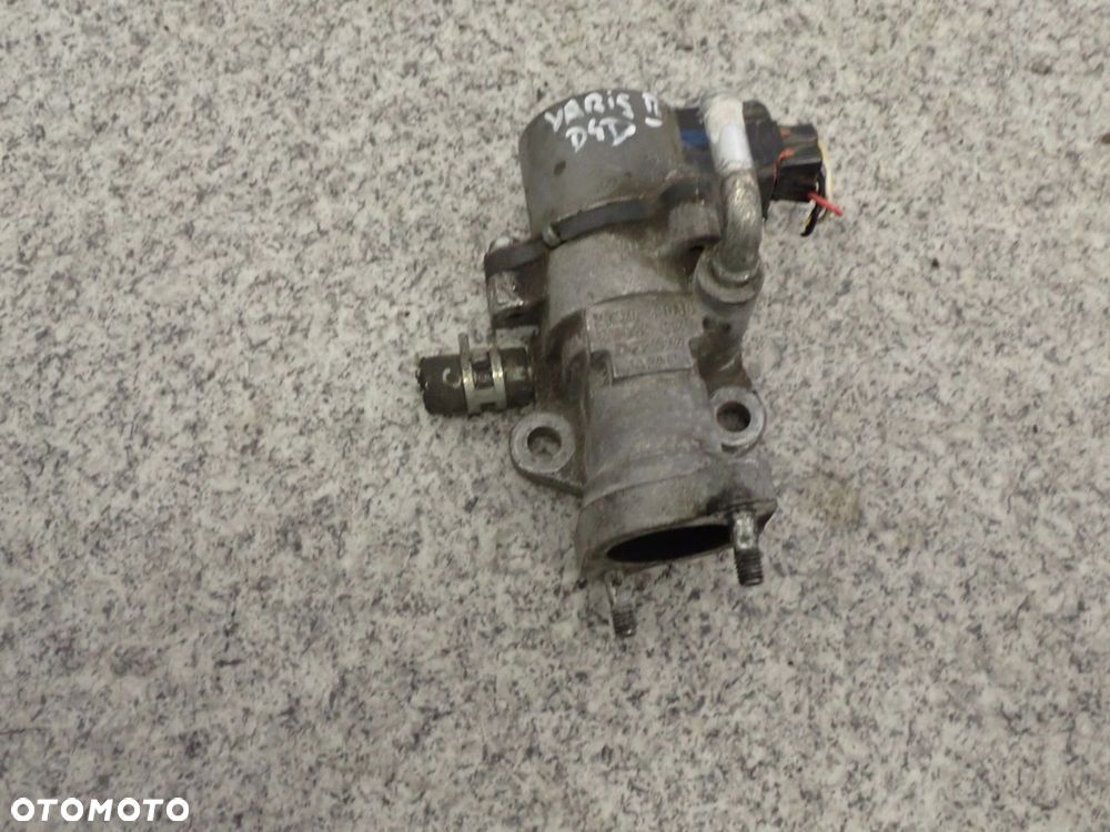 COROLLA 1.4 d4d 04- YARIS 06- ZAWÓR EGR SPALIN - 1