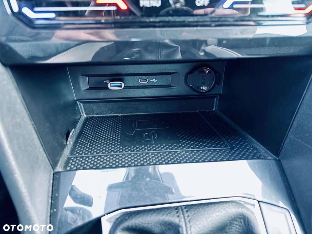 Volkswagen Tiguan 2.0 TSI 4Mot Urban Sport DSG - 34