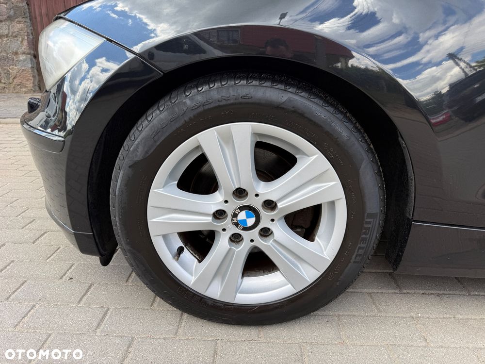BMW Seria 1 118i - 10