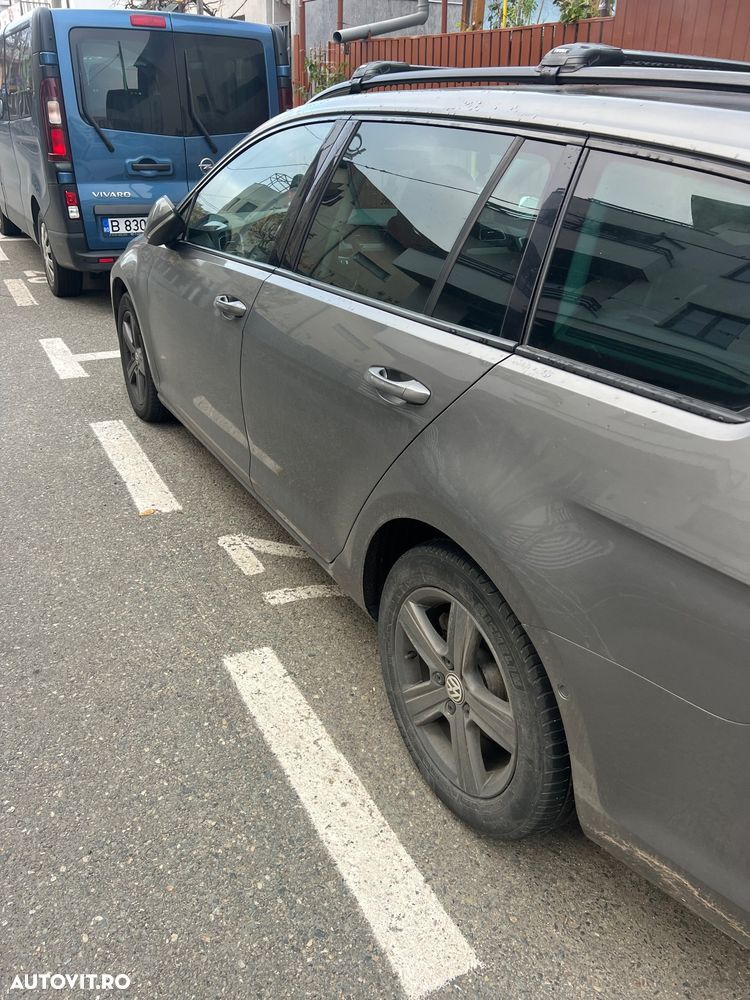 Volkswagen Golf Variant 1.6 TDI BlueMotion Technology DSG Lounge - 2