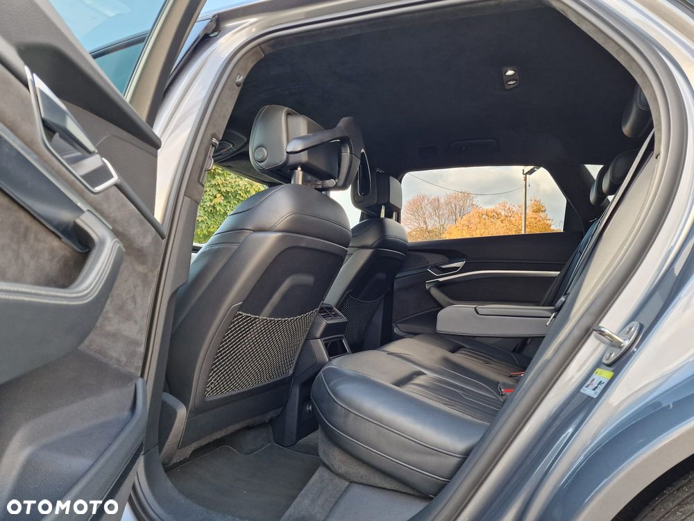 Audi e-tron 55 Quattro S Line - 23