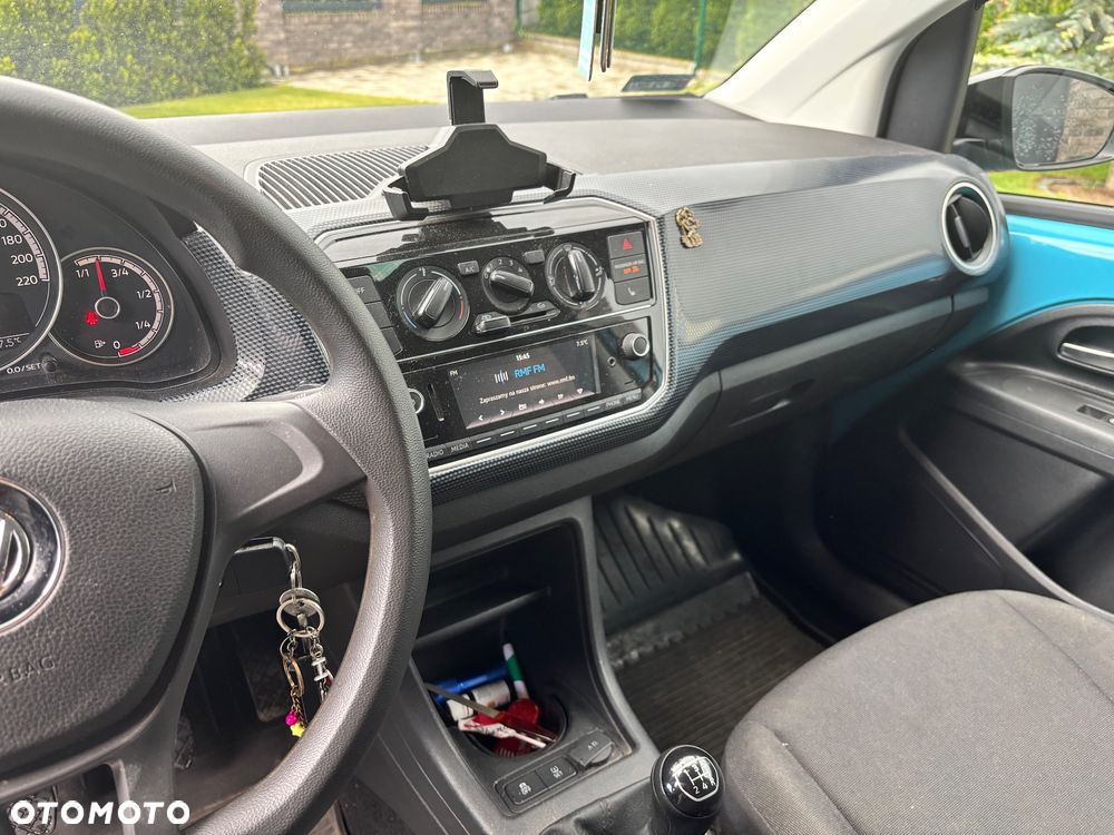 Volkswagen up! R-Line - 19
