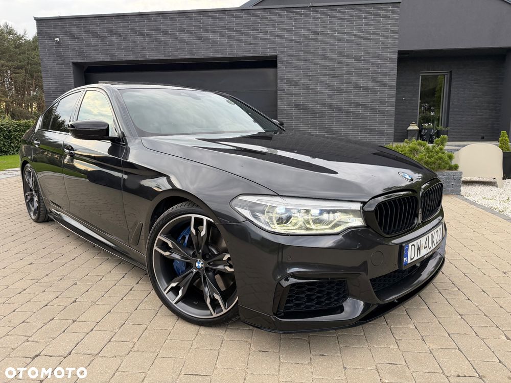 BMW Seria 5 M550i xDrive - 10