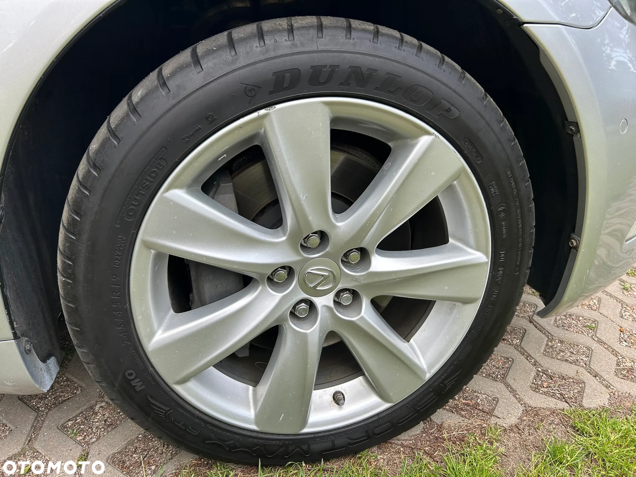 Lexus LS 600h L Prestige - 26