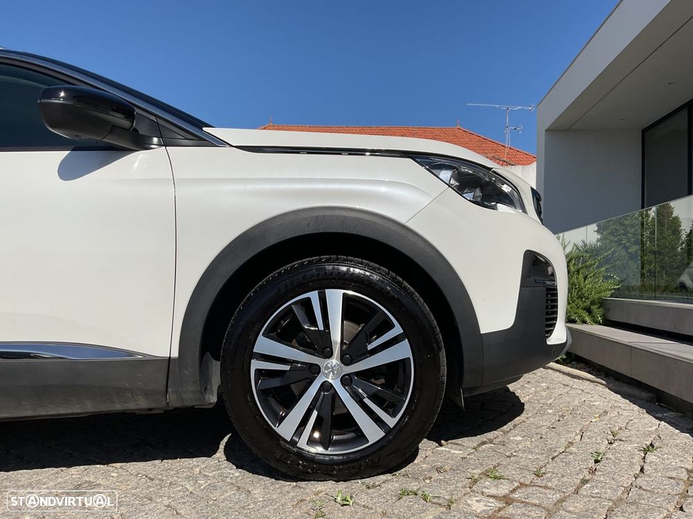 Peugeot 3008 1.5 BlueHDi Allure Pack EAT8 - 16