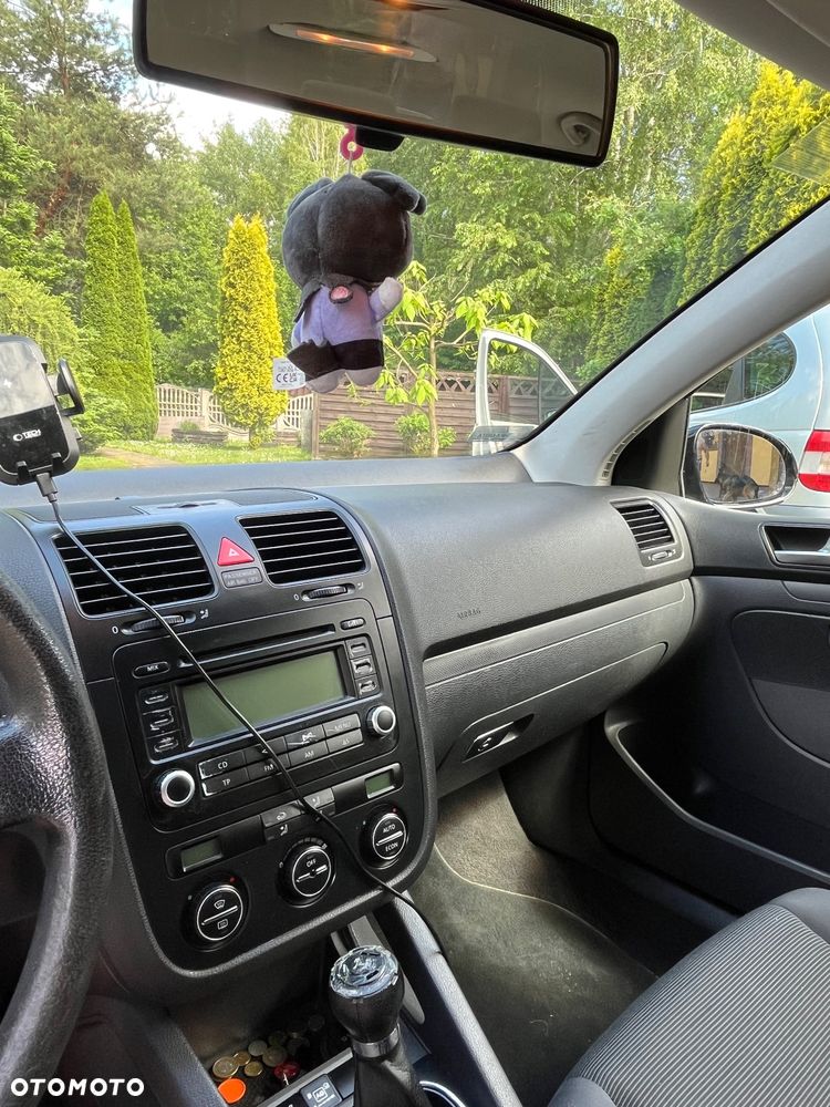 Volkswagen Golf 1.6 Q-Line - 11