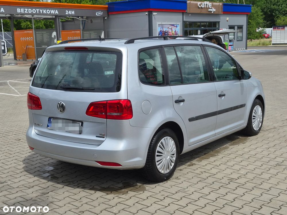 Volkswagen Touran 1.6 TDI DPF BlueMot Comfortline - 4