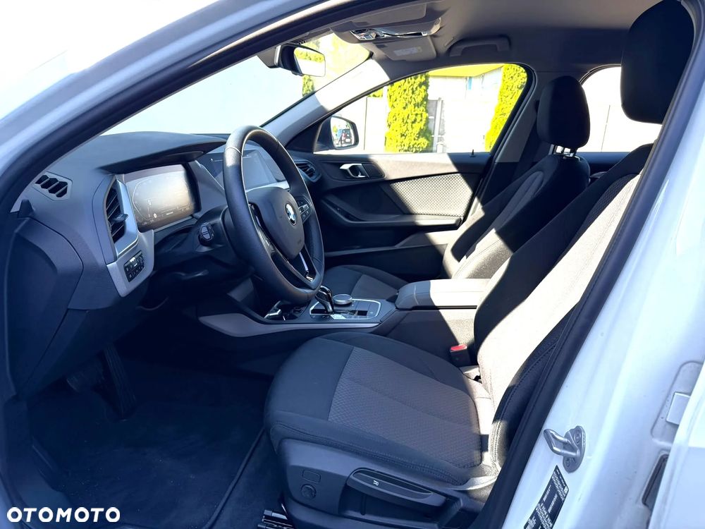 BMW Seria 1 118i - 13