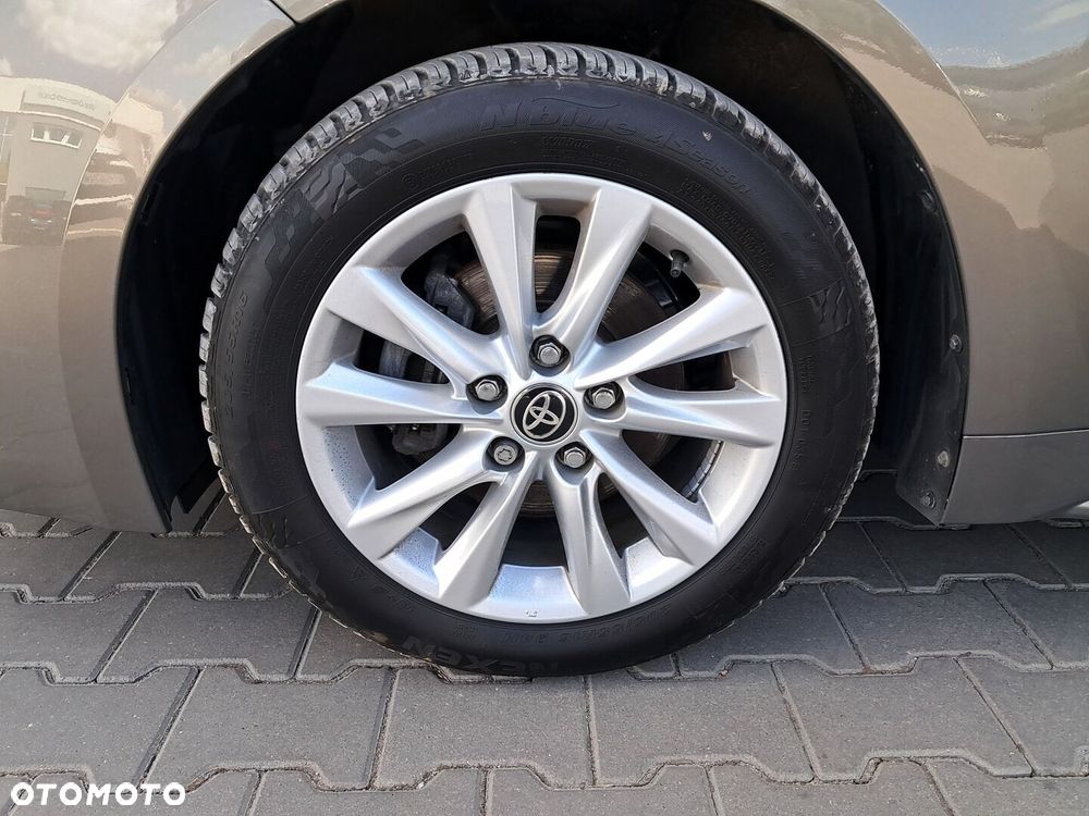 Toyota Corolla 1.8 Hybrid Comfort - 21