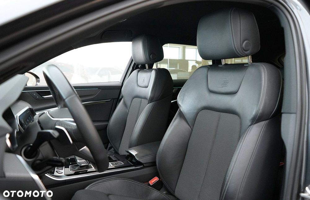 Audi A6 Avant - 16