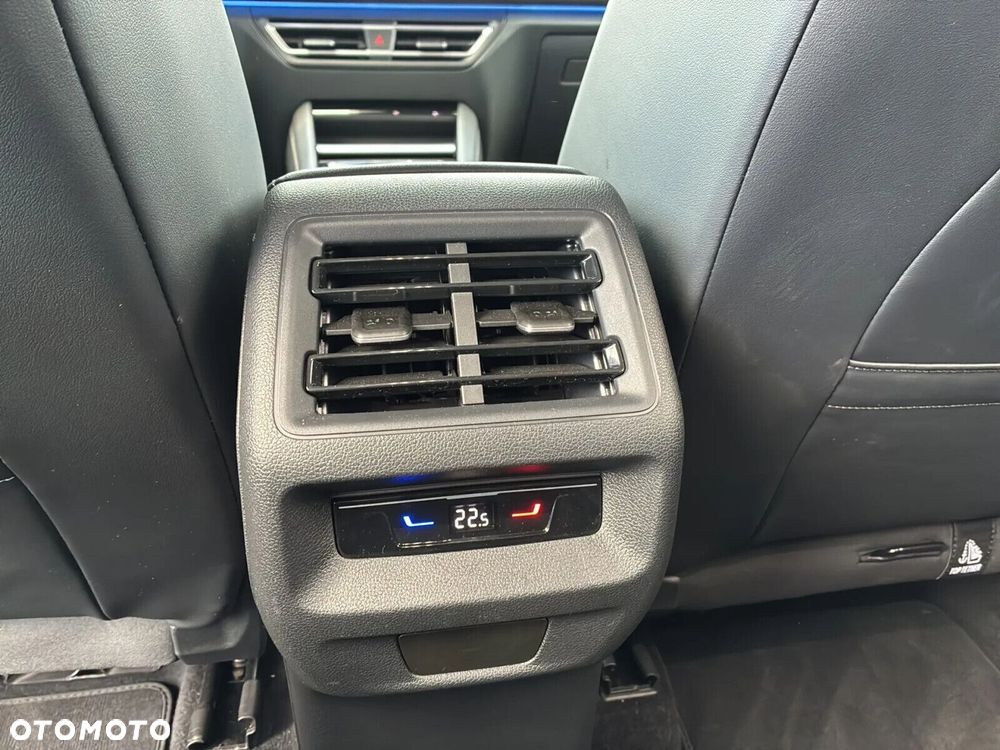 Volkswagen Tiguan - 34