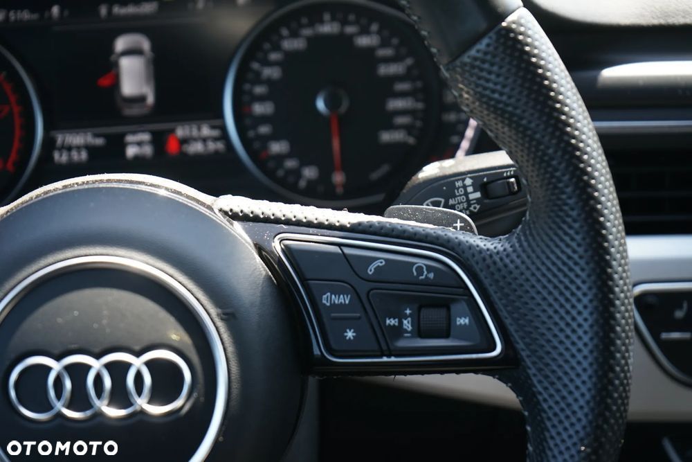 Audi A4 Avant 40 TFSI S tronic S line - 26