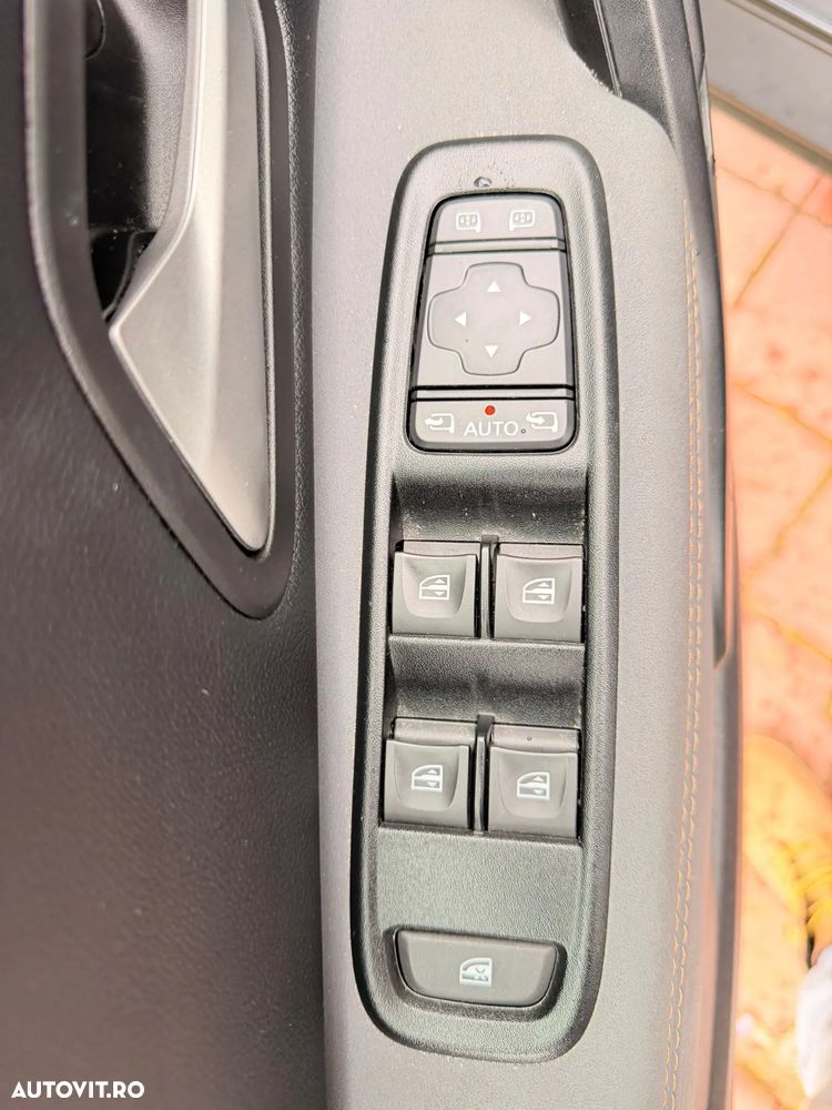 Dacia Duster Blue dCi 115 4WD Sondermodell Extreme - 18