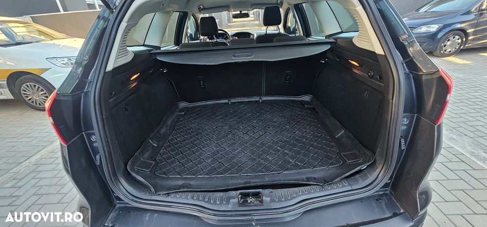 Ford Focus 1.0 EcoBoost Titanium - 9