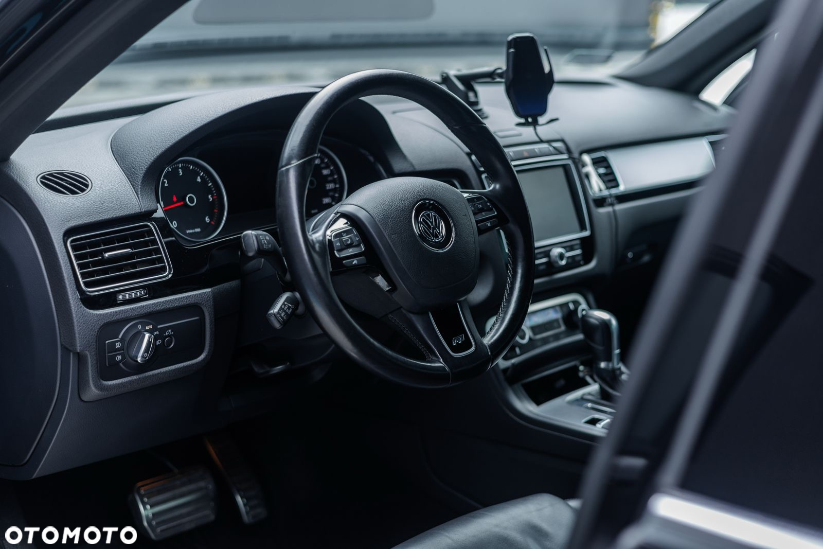 Volkswagen Touareg 3.0 V6 TDI BMT Perfectline R-Style - 30